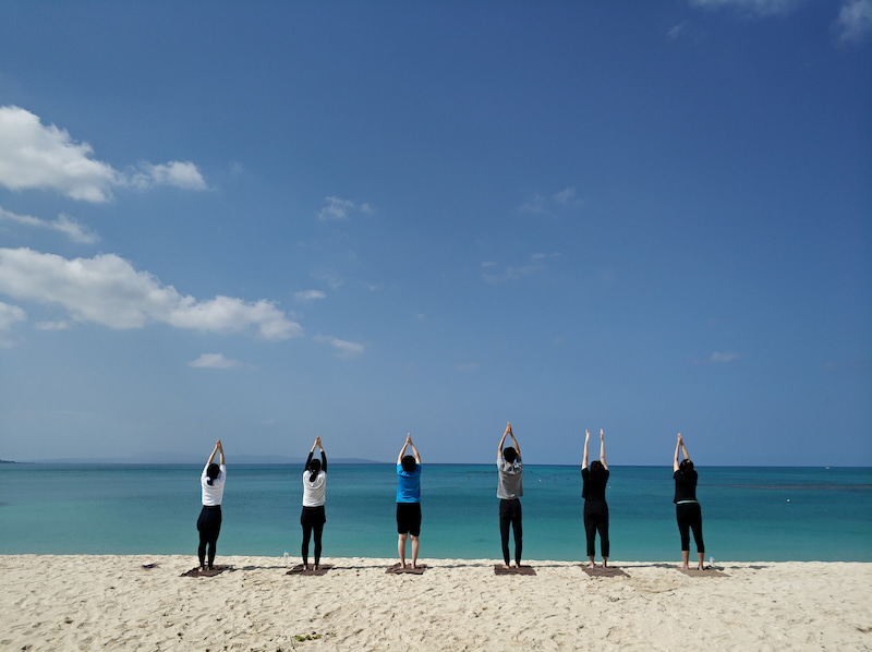 ビーチヨガ2